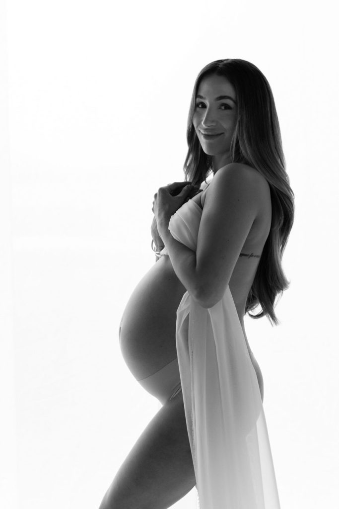 essex maternity photographer, maternity photoshoot essex, london maternity photography, mummy to be, baby shower gift